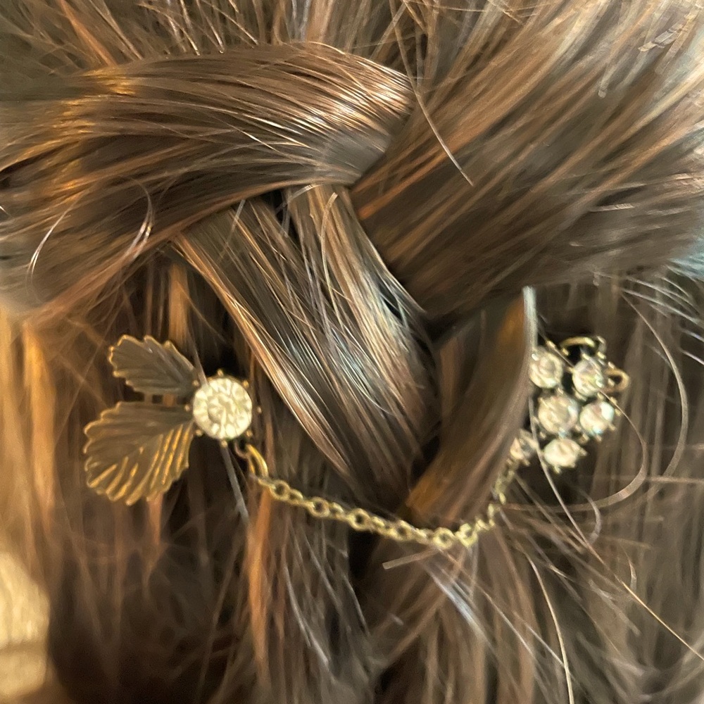 Faux Brass Barrette w/Clear Rhinestones
